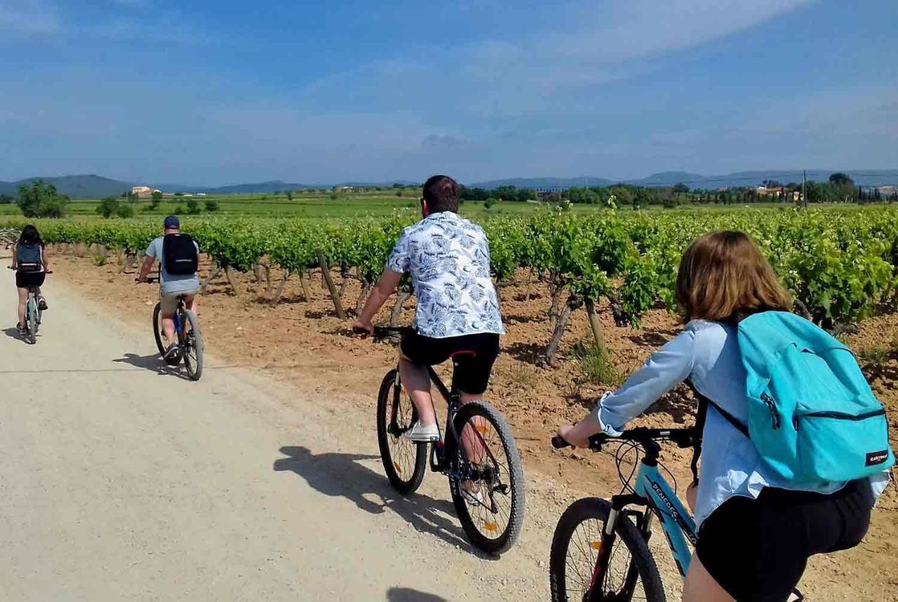 Tina De Vila, En La Capital Del Vino Μπιλαφράνκα δελ Πενεδές Εξωτερικό φωτογραφία